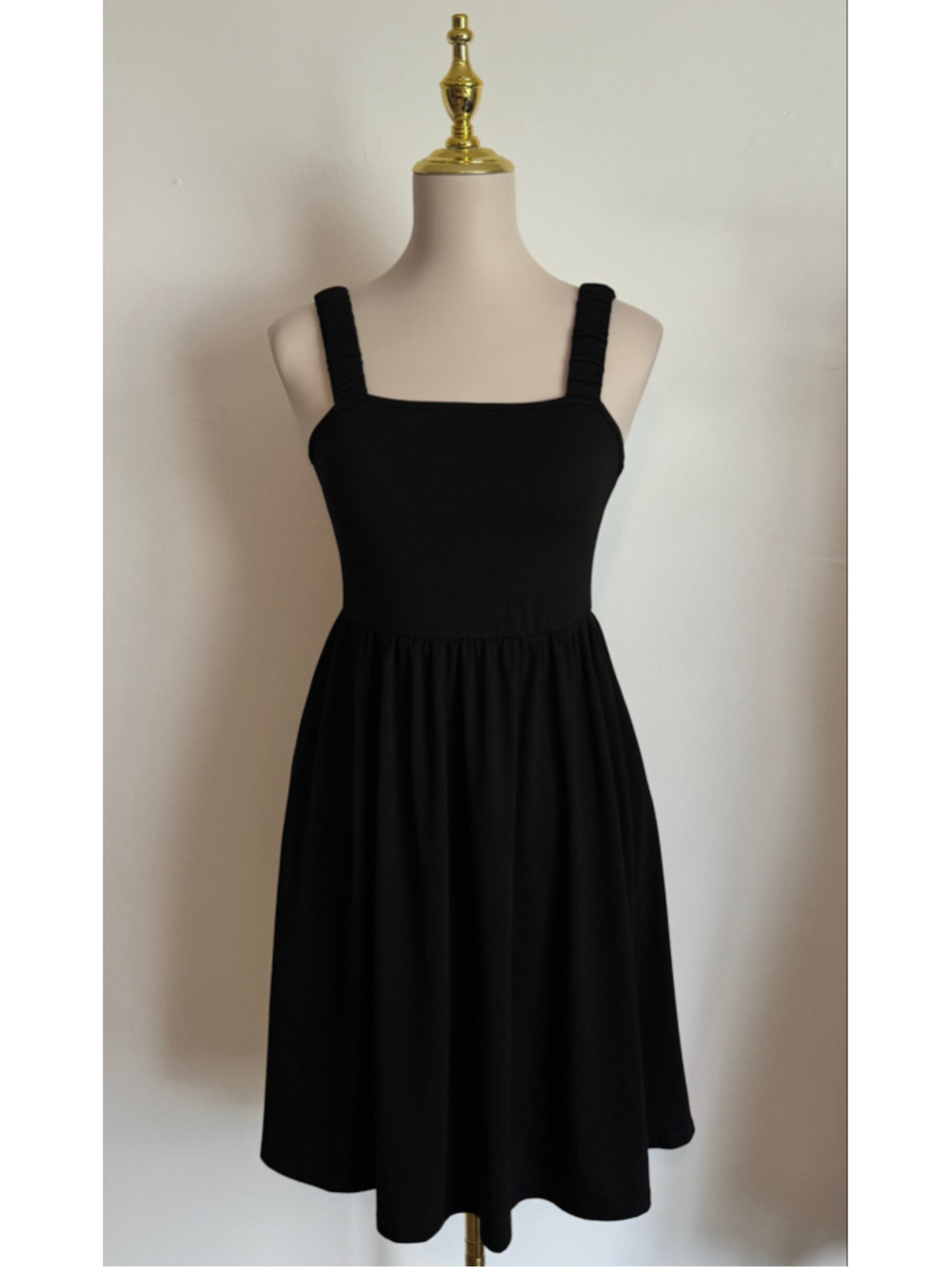 Women's Hotouch Black Midi Dress Size M